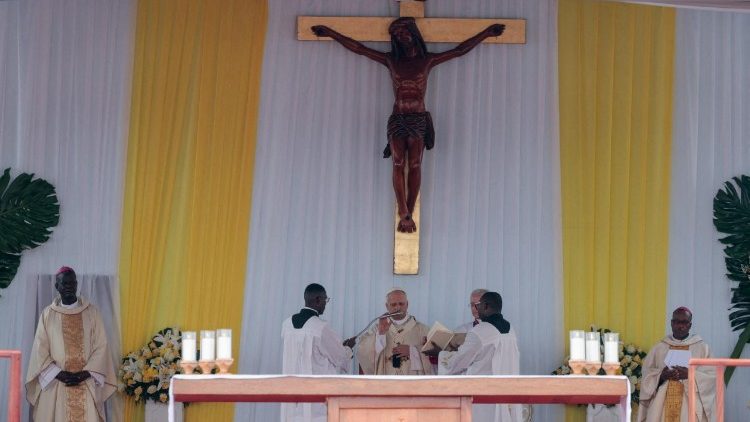 द्वाला में ख्रीस्तयाग