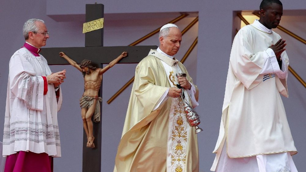 Папа падчас святой Імшы ў Кіламбе