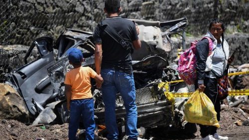 Colombia, dai vescovi un invito alla vigilanza per scongiurare scenari di guerra