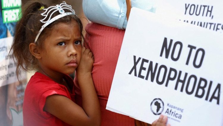 Lors d'une marche contre les violences xénophobes en Afrique du Sud, à Johannesburg, en mars 2022. 