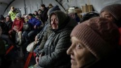 Secondo le autorità ucraine, nonostante il cessate-il-fuoco, nuovi attacchi russi nell’est del Paese hanno provocato almeno nove feriti