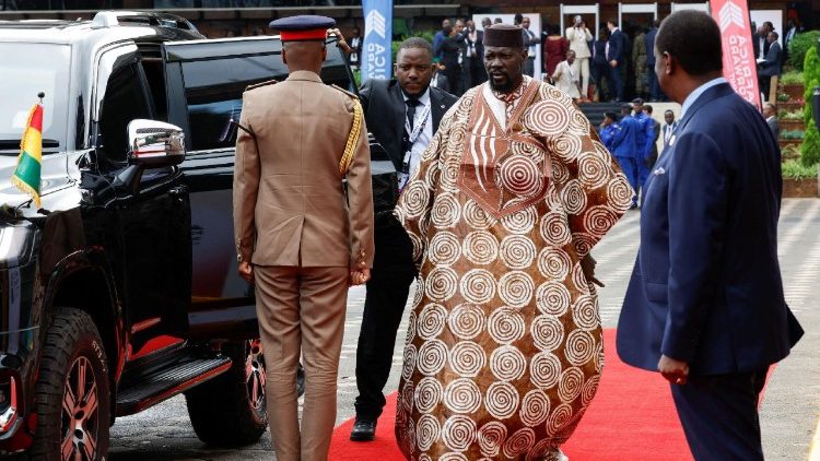 Guineas Präsident Mamadi Doumbouya am 12. Mai 2026 im Kenyatta International Convention Centre in Nairobi, um am Africa Forward Summit 2026 teilzunehmen