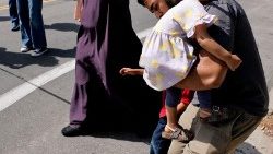 Momenti dopo l'attacco armato alla moschea di San Diego, negli Stati Uniti 