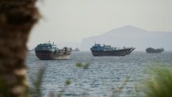 Imbarcazioni nello Stretto di Hormuz