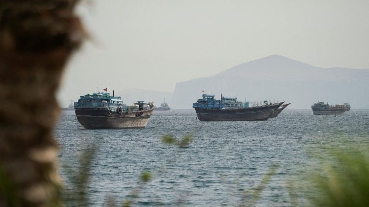 Imbarcazioni nello Stretto di Hormuz