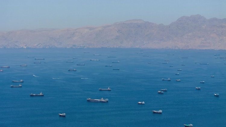 Navi nello stretto di Hormuz
