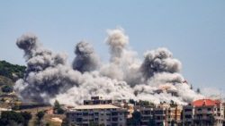 Rauchwolke nach einem Angriff im südlichen Libanon