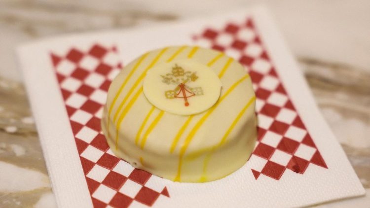 Papst-Dessert in einer B&auml;ckerei in Madrid