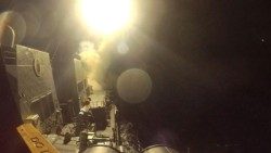 Tomahawk lanciato da una nave da guerra americana