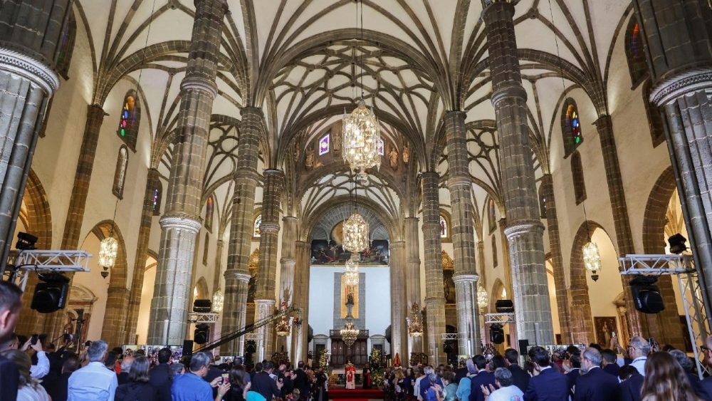 Pope Leo travels to Gran Canaria as part of his Spain trip