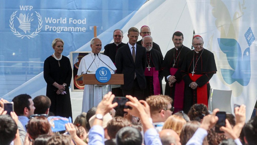 Pope Leo visits UN World Food Programme headquarters in Rome
