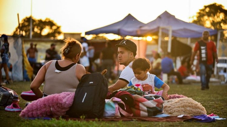 Many families who have been unable to secure emergency shelter are living outdoors. (MAXWELL BRICE&Ntilde;O)