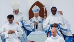 Leó pápa a lampedusai szentmisén