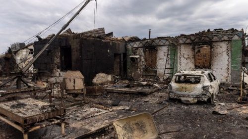 Папа: не дазволім вятрам вайны пагасіць агеньчык надзеі і міру