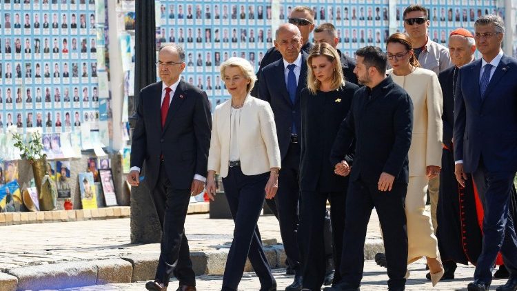 Kardināla Dzupi misija Ukrainā