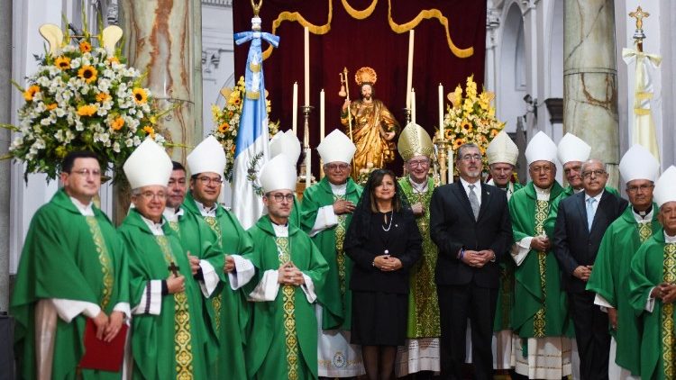 Uhusiano wa kidiplomasia kati ya Vatican na Guatemala ulianzishwa rasmi tarehe 15 Machi 1936 na Papa Pio XI na mwaka 2026, uhusiano huu unatimiza miaka 90 