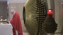 Papież Franciszek - Msza w Domu św. Marty