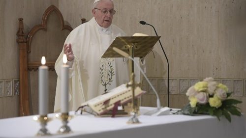 Papa: no all’egoismo dell’interesse, rivalità e vanagloria causano guerre