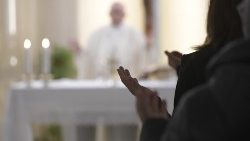 Papa celebra a missa na Casa Santa Marta