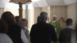 Papa celebra a missa na Casa Santa Marta