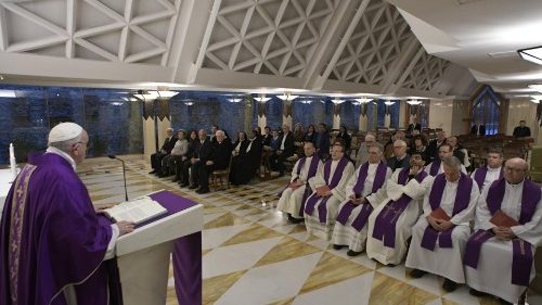 Il Papa: pregare il Signore con coraggio, non in modo tiepido ma mettendocela tutta 