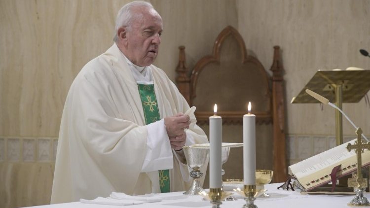 Le Pape célébrant la messe du lundi 30 septembre 2019 à la Maison Sainte-Marthe.