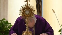 2020.04.03 Messa Santa Marta