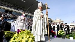 2021.12.03 Viaggio apostolico a Cipro e in Grecia Santa Messa nel GSP Stadium