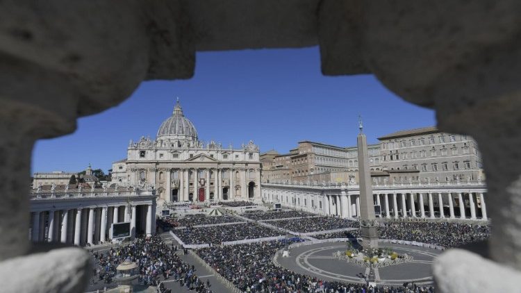 Place Saint-Pierre, dimanche des Rameaux, 10 avril 2022. 