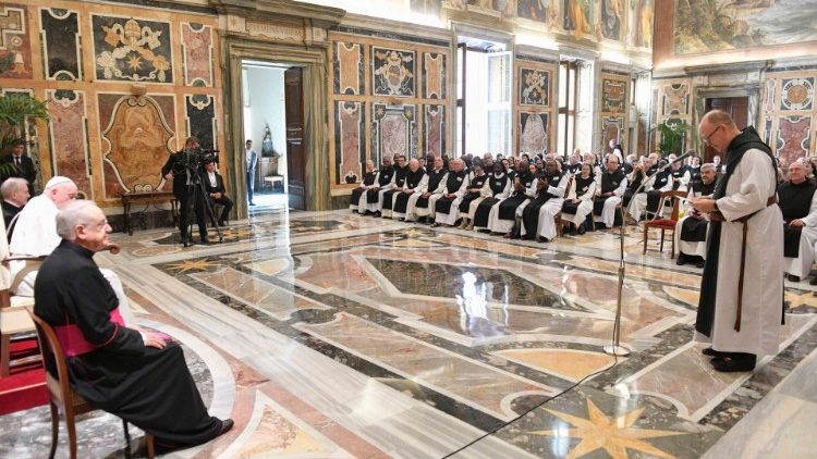 Các tu sĩ Trappist trong tổng hội năm 2022