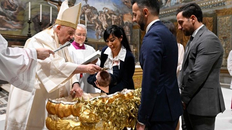 Ubatizo ni Mlango wa Sakramenti za Kanisa