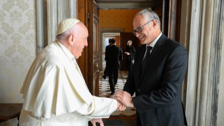 Papa Francesco e il sindaco di Roma Roberto Gualtieri (archivio)
