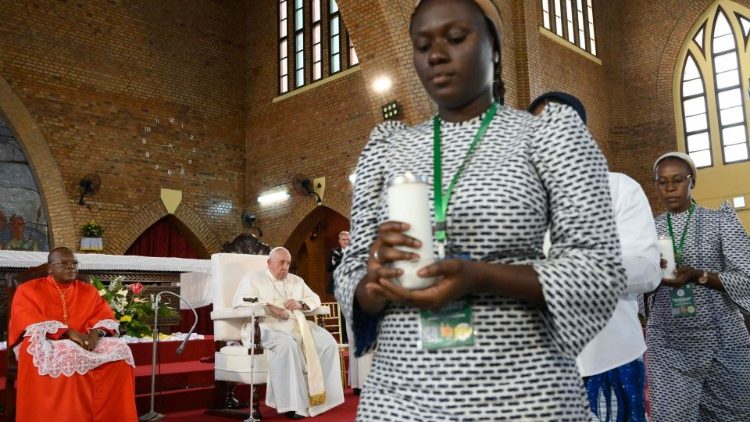 Tunahitaji imani thabiti ili kupata huruma na msaada wa Mungu