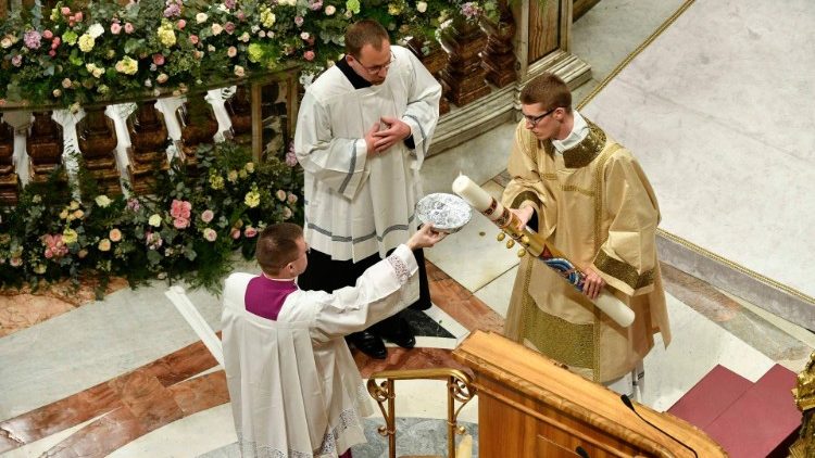 2023.04.08 Domenica di Pasqua Â«Risurrezione del SignoreÂ» â   Veglia Pasquale nella notte santa