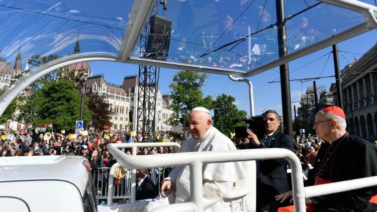 2023.04.30 Viaggio Apostolico in Ungheria - Santa Messa nella Piazza Kossuth Lajos