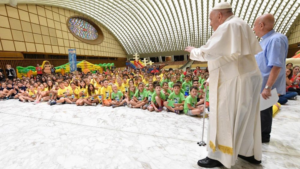 Setkání v aule Pavla VI.