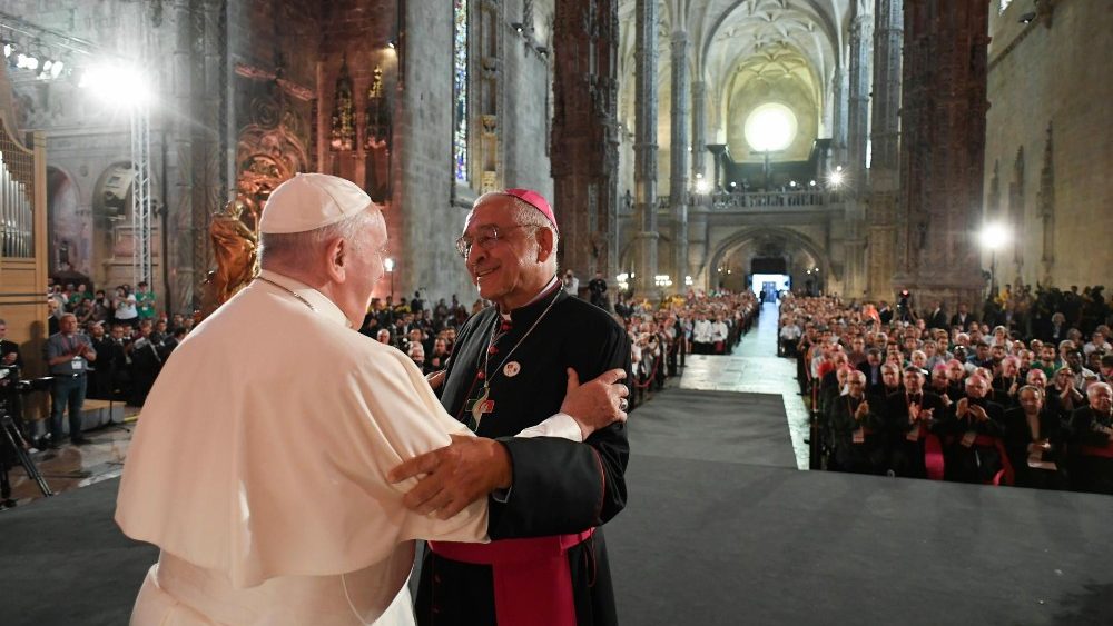 2023.08.02 Viaggio Apostolico in Portogallo in occasione della XXXVII Giornata Mondiale della Gioventu' - Vespri presso Mosteiro dos Jero'nimos