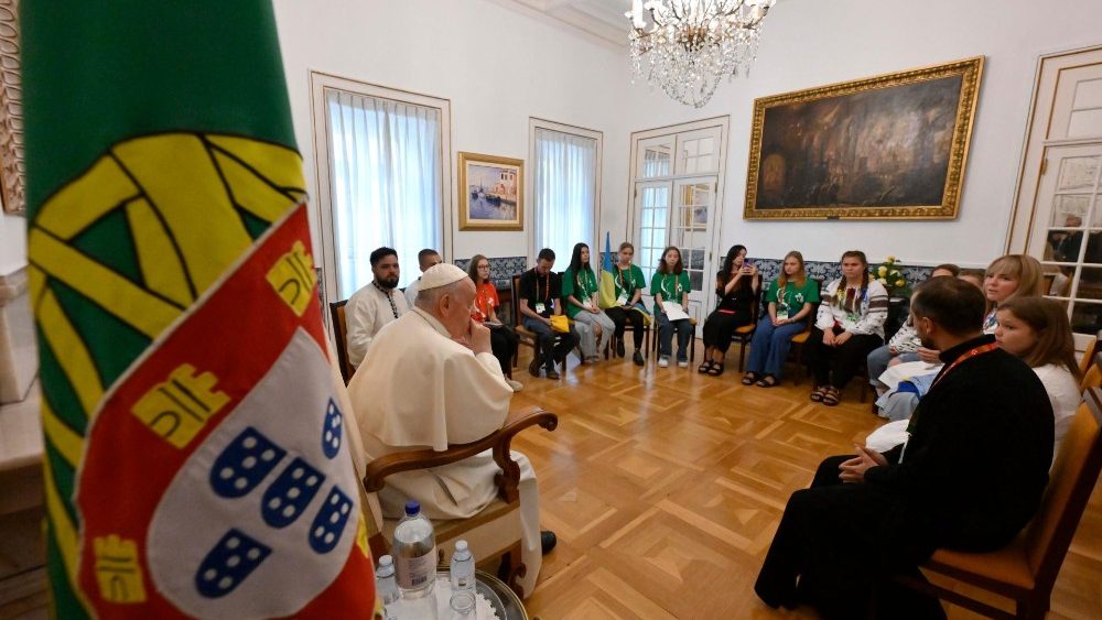 Setkání s ukrajinskými poutníky na apoštolské nunciatuře v Lisabonu