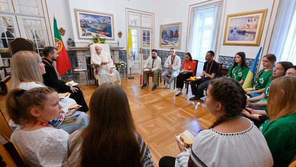 Setkání s ukrajinskými poutníky na apoštolské nunciatuře v Lisabonu