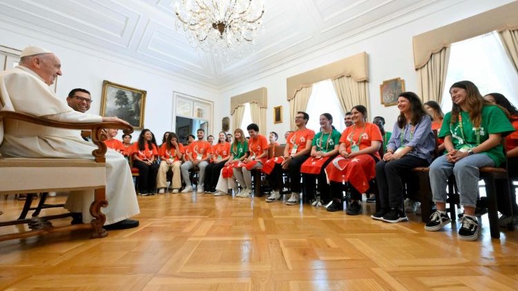 2023.08.03 Viaggio Apostolico in Portogallo in occasione della XXXVII Giornata Mondiale della Gioventu' - Gruppo di giovani dalla Turchia