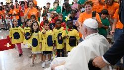 2023.08.04 Viaggio Apostolico in Portogallo in occasione della XXXVII Giornata Mondiale della Gioventu' - Incontro con i rappresentanti di alcuni centri di assistenza e di carita'