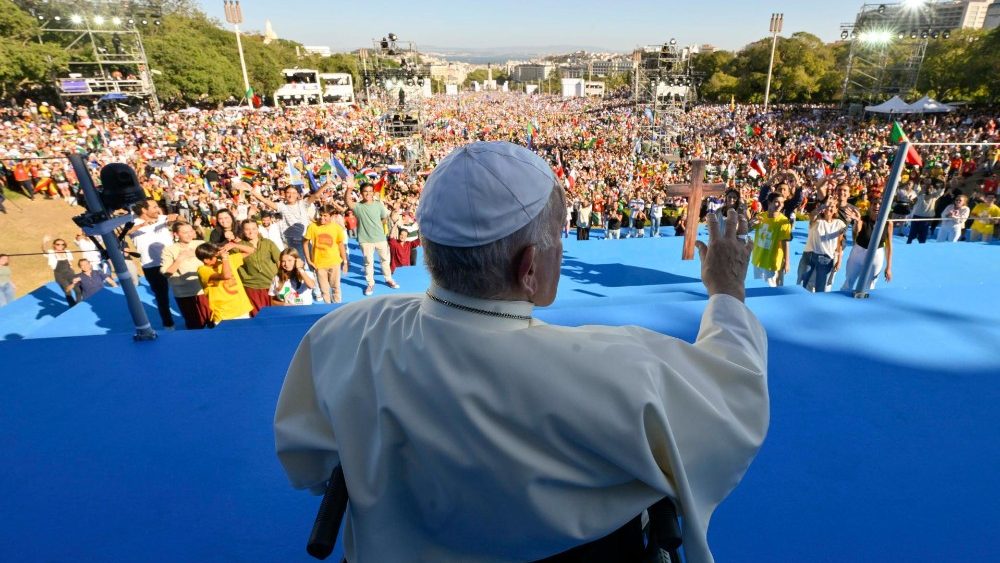 2023.08.04 Viaggio Apostolico in Portogallo in occasione della XXXVII Giornata Mondiale della Gioventu' - Via Crucis con i giovani