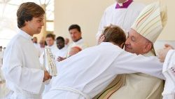 2023.08.06 Viaggio Apostolico in Portogallo in occasione della XXXVII Giornata Mondiale della Gioventu' - Santa Messa per la Giornata Mondiale della Gioventu'