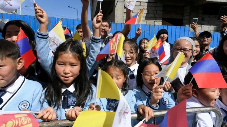 2023.09.01 Viaggio Apostolico in Mongolia - Arrivo alla Prefettura Apostolica