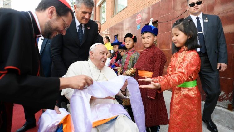 2023.09.01 Viaggio Apostolico in Mongolia - Arrivo alla Prefettura Apostolica