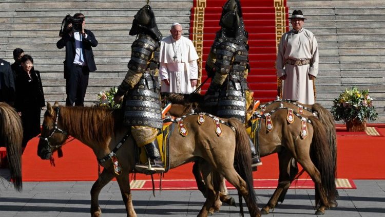 Ֆրանչիսկոս Պապը Մոնկոլիայի նախագահին հետ