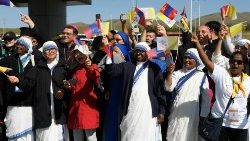 Motrat e Nënë Terezës në Mongoli përshëndesin Papën