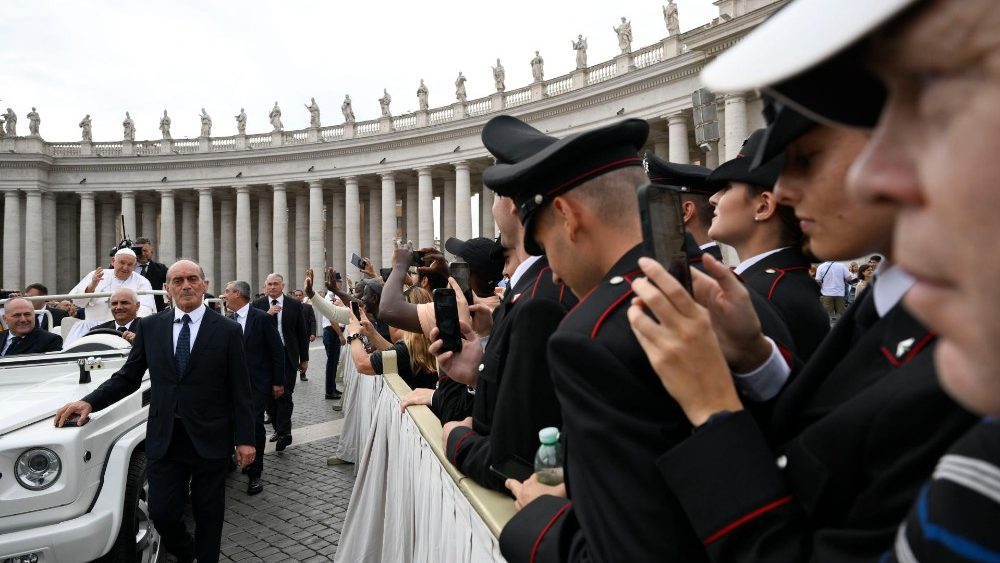 Аўдыеныя для Карабінераў Італіі