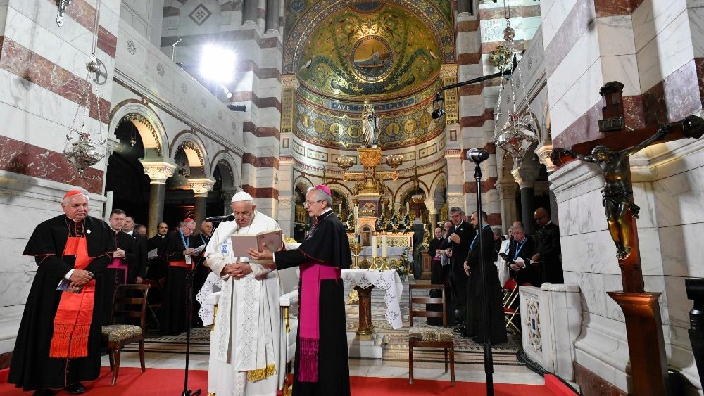 Le Pape François dans la basilique Notre-Dame de la Garde de Marseille, le 22 septembre 2023.