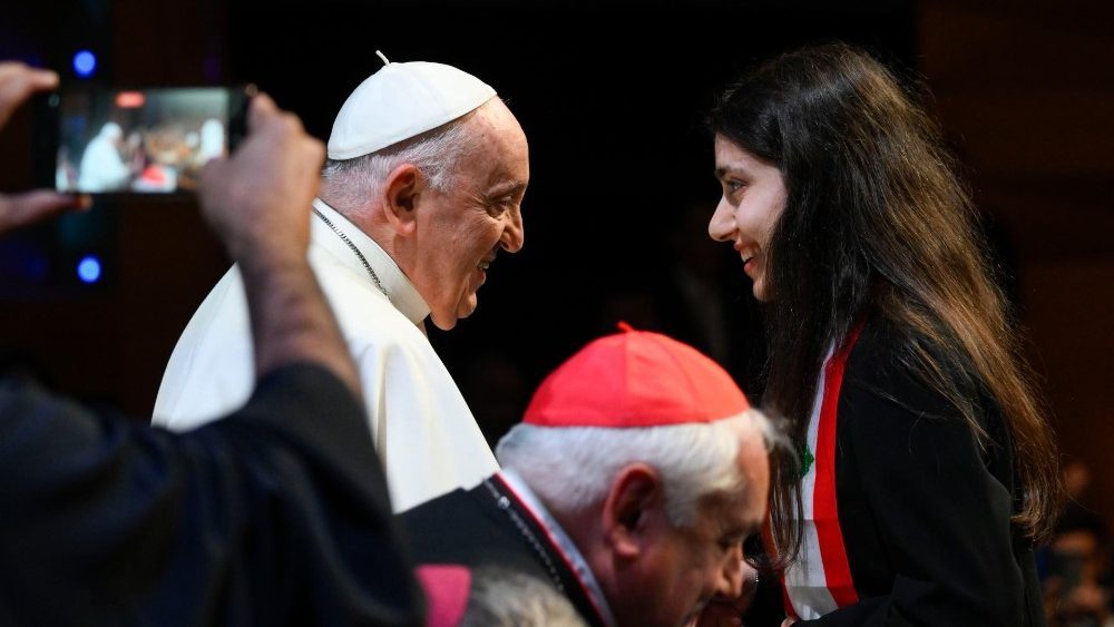 Удзел Папы ў заключнай сесіі ІІІ Міжземнаморскіх сустрэч